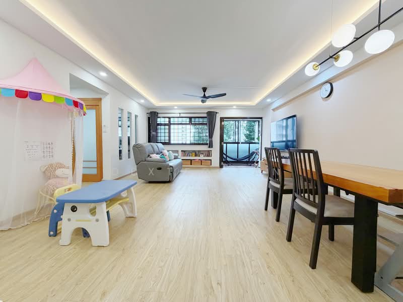 265 Toh Guan Road, 265 Toh Guan Road, 3 Bedrooms, 1,302 sqft, HDB Flat For Sale, by Dexter Tan, 500154060 - Living Room - PropertyGuru.com.sg