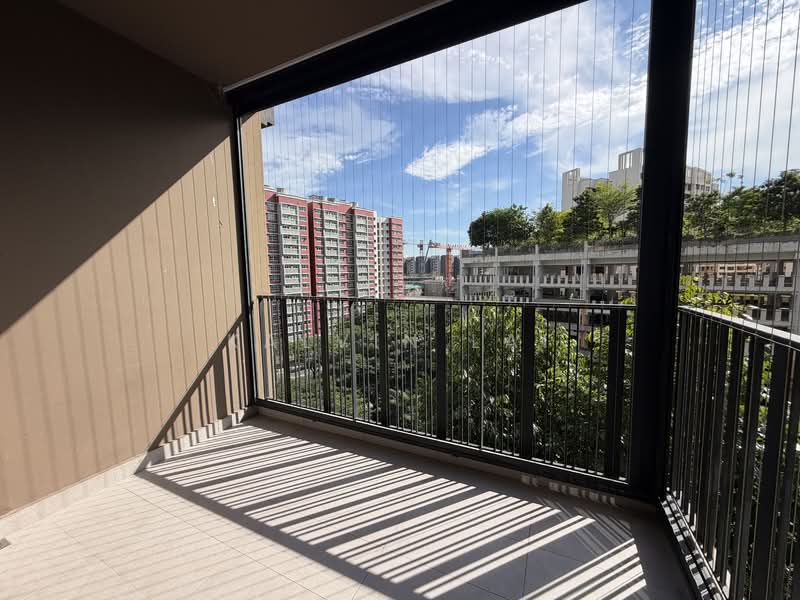 Le Quest, 10 Bukit Batok Street 41, 3 Bedrooms, 1,023 sqft, Condominium For Sale, by Kalvin Lai, 500154065 - Balcony - PropertyGuru.com.sg