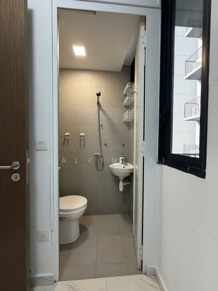 Le Quest, 10 Bukit Batok Street 41, 3 Bedrooms, 1,023 sqft, Condominium For Sale, by Kalvin Lai, 500154065 - Bathroom - PropertyGuru.com.sg
