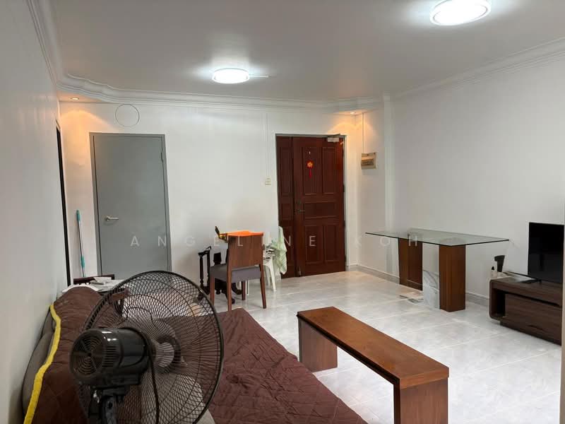 183C Rivervale Crescent, 183C Rivervale Crescent, 3 Bedrooms, 980 sqft, HDB Flat For Rent, by Angeline Koh, 500154069 - Living Room - PropertyGuru.com.sg