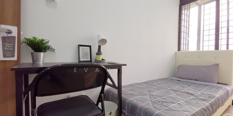 Dover Parkview, 30 Dover Rise, Room Rental, 100 sqft, Condominium For Rent, by Evan Tan, 500154079 - Bedroom - PropertyGuru.com.sg