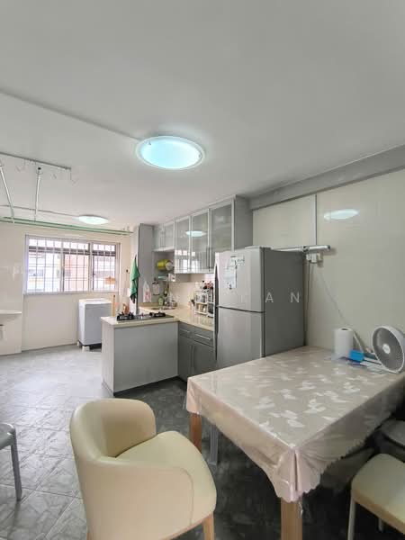 44 Bedok South Road, 44 Bedok South Road, Room Rental, 100 sqft, HDB Flat For Rent, by Kenny Kan, 500154089 - Kitchen - PropertyGuru.com.sg