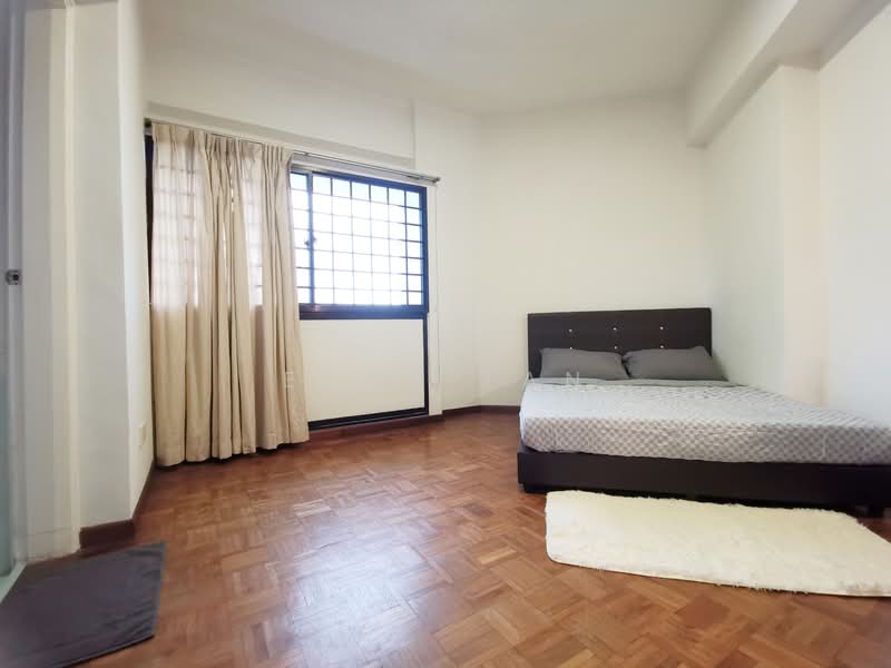 The Regalia, 2 River Valley Close, Room Rental, 150 sqft, Apartment For Rent, by Evan Tan, 500154104 - Bedroom - PropertyGuru.com.sg