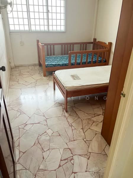 421 Bedok North Road, 421 Bedok North Road, 3 Bedrooms, 990 sqft, HDB Flat For Rent, by Aaron Liong, 500154105 - Bedroom - PropertyGuru.com.sg