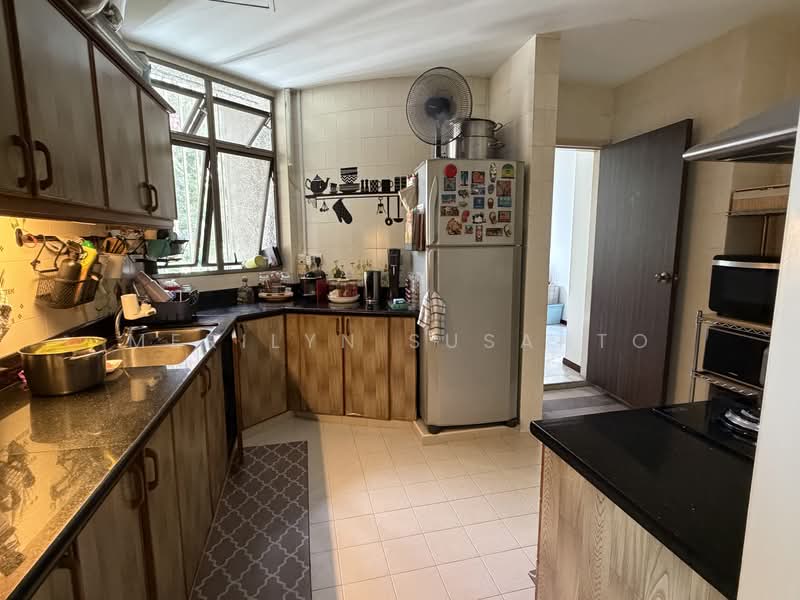Horizon Towers, 15 Leonie Hill Road, 4 Bedrooms, 2,314 sqft, Condominium For Rent, by Merilyn Susanto, 500154106 - Kitchen - PropertyGuru.com.sg