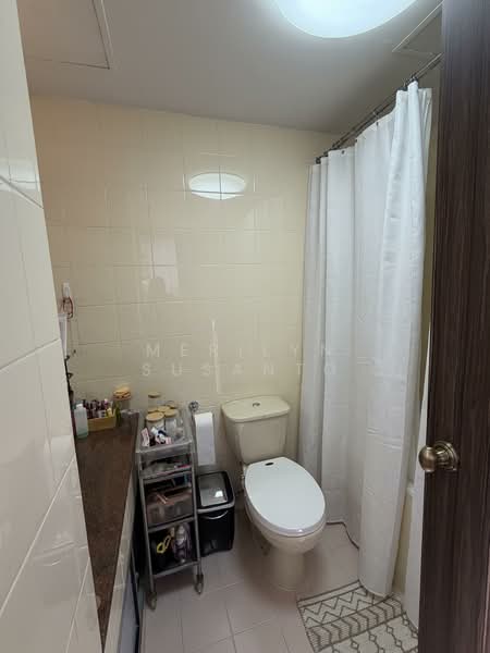 Horizon Towers, 15 Leonie Hill Road, 4 Bedrooms, 2,314 sqft, Condominium For Rent, by Merilyn Susanto, 500154106 - Bathroom - PropertyGuru.com.sg