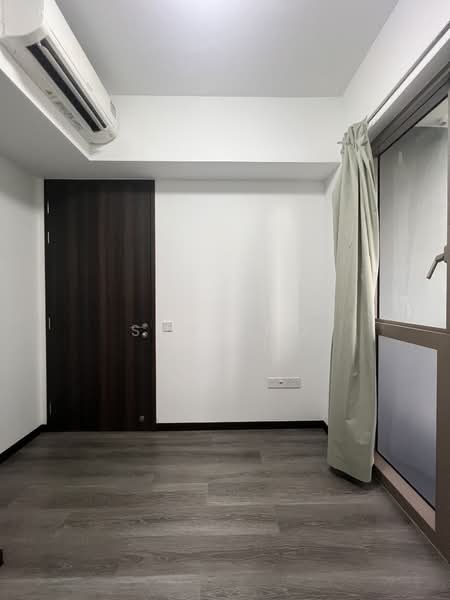 Pasir Ris 8, 10 Pasir Ris Drive 8, 2 Bedrooms, 710 sqft, Apartment For Sale, by Shay Ho, 500154114 - Common Bedroom - PropertyGuru.com.sg