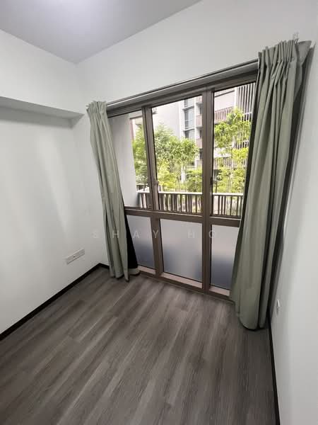 Pasir Ris 8, 10 Pasir Ris Drive 8, 2 Bedrooms, 710 sqft, Apartment For Sale, by Shay Ho, 500154114 - Common Bedroom - PropertyGuru.com.sg