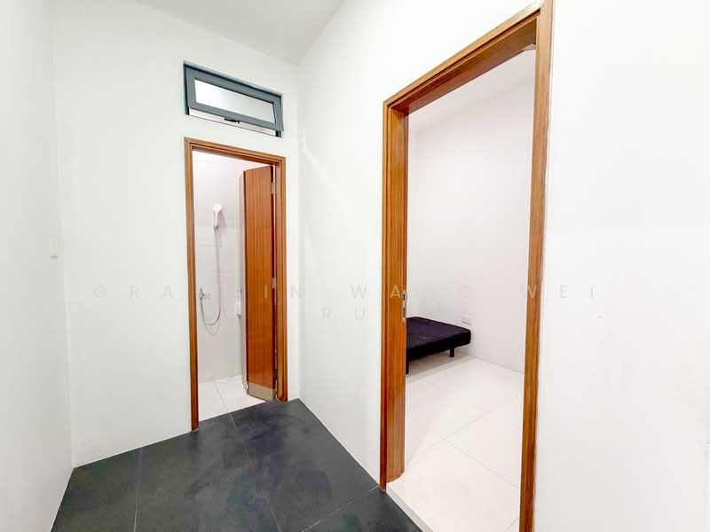 D19 Seaview Landed, Freehold, , 6 Bedrooms, 5,200 sqft, Detached House For Sale, by Graycin Wang Wei Ru, 500154129 - Bathroom - PropertyGuru.com.sg
