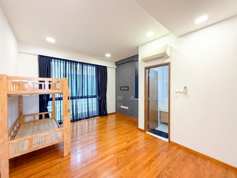 D19 Seaview Landed, Freehold, , 6 Bedrooms, 5,200 sqft, Detached House For Sale, by Graycin Wang Wei Ru, 500154129 - Bedroom - PropertyGuru.com.sg