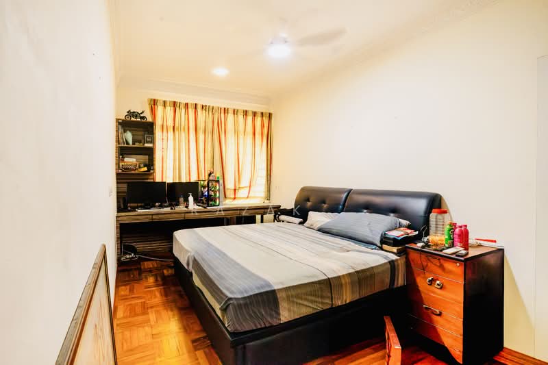 Rare Freehold Terrace Near Eunos MRT, Jalan Ismail, 5 Bedrooms, 4,900 sqft, Terraced House For Sale, by Razak ., 500154150 - Bedroom - PropertyGuru.com.sg