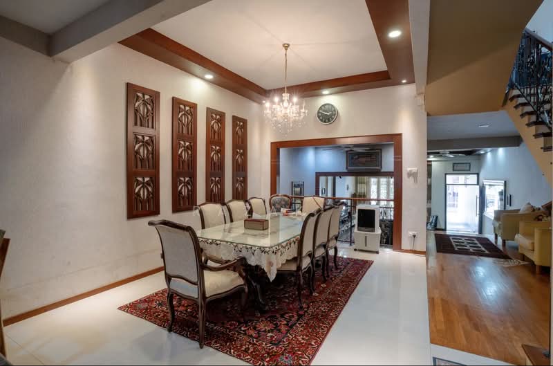 Rare Freehold Terrace Near Eunos MRT, Jalan Ismail, 5 Bedrooms, 4,900 sqft, Terraced House For Sale, by Razak ., 500154150 - Dining Room - PropertyGuru.com.sg