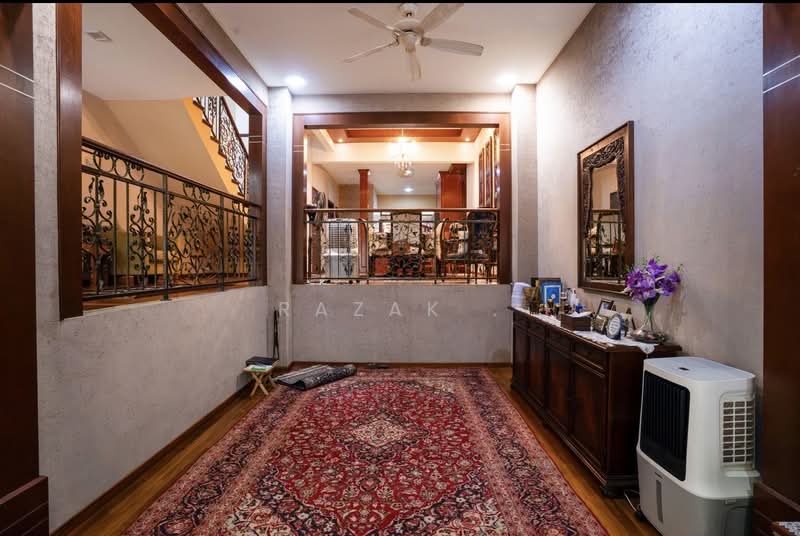 Rare Freehold Terrace Near Eunos MRT, Jalan Ismail, 5 Bedrooms, 4,900 sqft, Terraced House For Sale, by Razak ., 500154150 - Living Room - PropertyGuru.com.sg