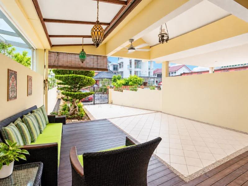 Rare Freehold Terrace Near Eunos MRT, Jalan Ismail, Eunos / Geylang / Paya Lebar, 5 Bedrooms, 4,900 sqft, Terraced House For Sale, by Razak ., 500154150 - Exterior - PropertyGuru.com.sg