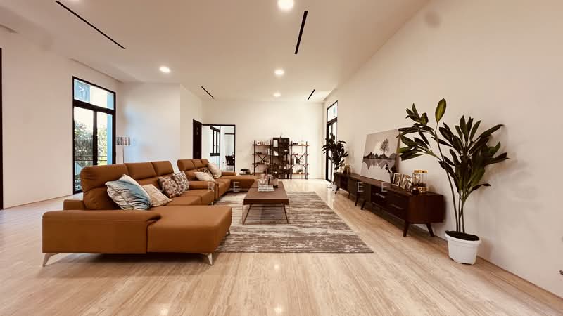Grove Drive Avenue, GROVE DRIVE, 5 Bedrooms, 12,110 sqft, Detached House For Sale, by Jeremy Lee, 500154168 - Living Room - PropertyGuru.com.sg