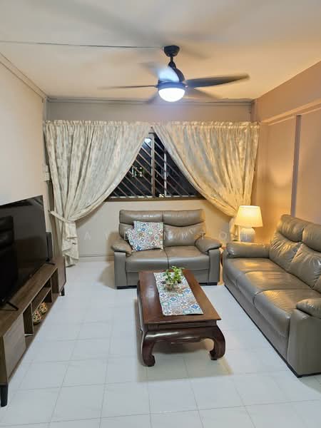 786 Yishun Ring Road, 786 Yishun Ring Road, 3 Bedrooms, 1,302 sqft, HDB Flat For Sale, by Jayden Toh, 500154172 - Living Room - PropertyGuru.com.sg