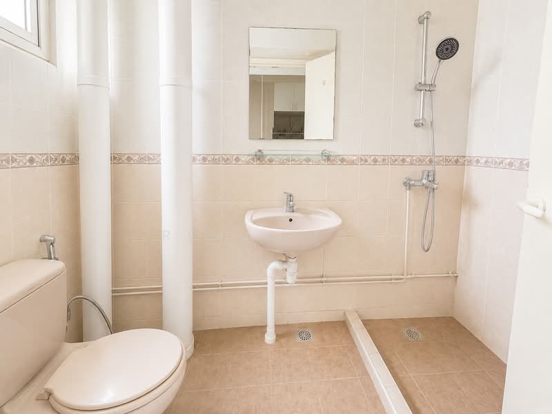 110A Punggol Field, 110A Punggol Field, Room Rental, 110 sqft, HDB Flat For Rent, by Remus Tan, 500154178 - Bathroom - PropertyGuru.com.sg