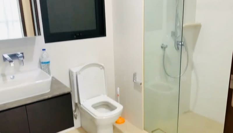 Spottiswoode Residences, 48 Spottiswoode Park Road, 2 Bedrooms, 797 sqft, Condominium For Rent, by Anthea Yeo 杨丽娇, 500154180 - Bathroom - PropertyGuru.com.sg