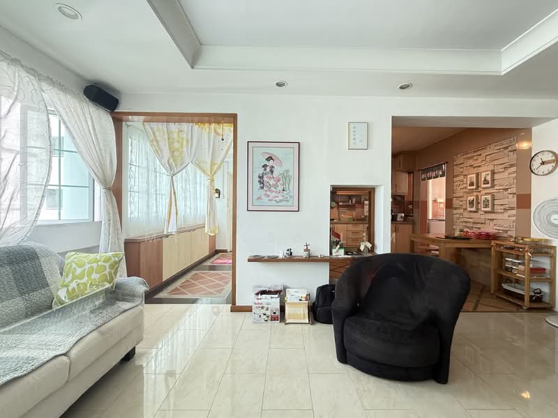 573 Pasir Ris Street 53, 573 Pasir Ris Street 53, 3 Bedrooms, 1,184 sqft, HDB Flat For Sale, by Melissa Lim, 500154195 - Living Room - PropertyGuru.com.sg