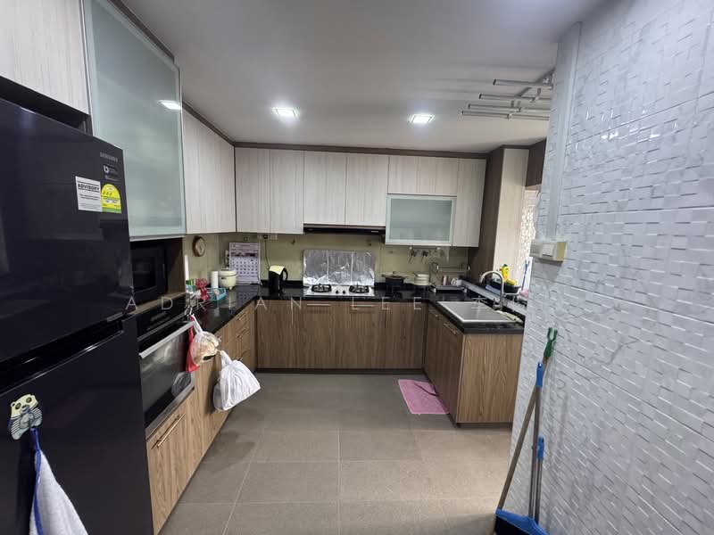 558 Jurong West Street 42, 558 Jurong West Street 42, Room Rental, 150 sqft, HDB Flat For Rent, by Adrian Lee 李俊汶, 500154196 - Kitchen - PropertyGuru.com.sg
