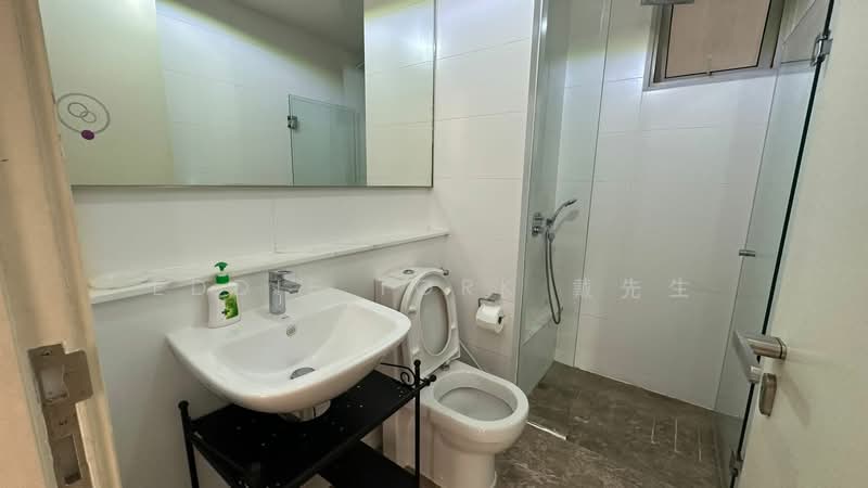 The Centris, 75 Jurong West Central 3, Room Rental, 100 sqft, Apartment For Rent, by Eddie Tork 戴先生, 500154206 - Bathroom - PropertyGuru.com.sg