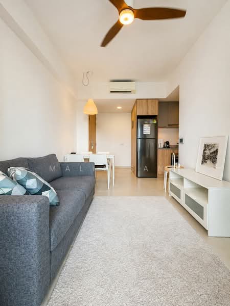 Twin VEW, 91 West Coast Vale, 1 Bedroom, 484 sqft, Condominium For Rent, by Malik Sani, 500154207 - Living Room - PropertyGuru.com.sg