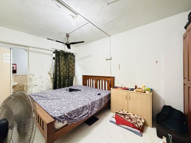714 Yishun Street 71, 714 Yishun Street 71, 2 Bedrooms, 689 sqft, HDB Flat For Sale, by Chlo Ee, 500154211 - Bedroom - PropertyGuru.com.sg