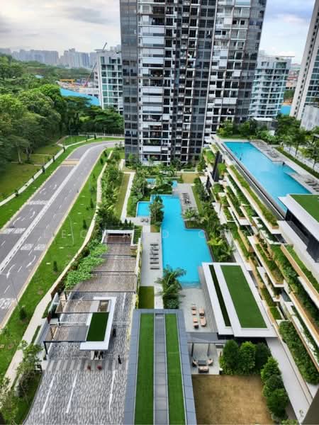 Midwood, 8 Hillview Rise, 3 Bedrooms, 990 sqft, Condominium For Rent, by Leonard Chen, 500154215 - PropertyGuru.com.sg