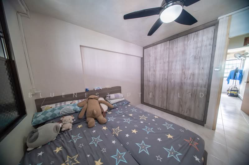 423 Tampines Street 41, 423 Tampines Street 41, 3 Bedrooms, 904 sqft, HDB Flat For Sale, by KENNETH CHUA, 500154218 - Bedroom - PropertyGuru.com.sg