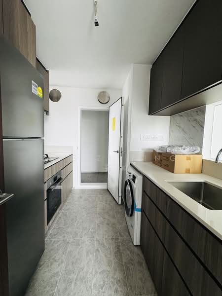 Bartley Vue, 6 Jalan Bunga Rampai, 2 Bedrooms, 732 sqft, Condominium For Sale, by Ong Zi Ying 王姿穎, 500154220 - Kitchen - PropertyGuru.com.sg