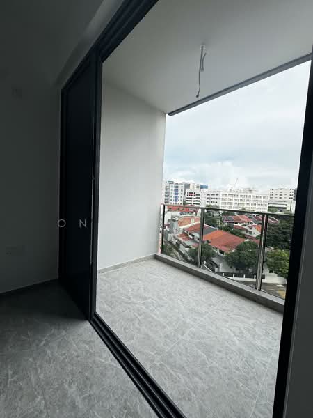 Bartley Vue, 6 Jalan Bunga Rampai, 2 Bedrooms, 732 sqft, Condominium For Sale, by Ong Zi Ying 王姿穎, 500154220 - Balcony - PropertyGuru.com.sg