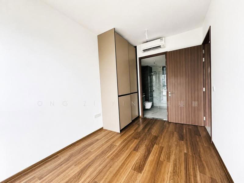 Bartley Vue, 6 Jalan Bunga Rampai, Hougang / Punggol / Sengkang, 2 Bedrooms, 732 sqft, Condominium For Sale, by Ong Zi Ying 王姿穎, 500154220 - Master bedroom - PropertyGuru.com.sg