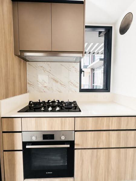 Bartley Vue, 6 Jalan Bunga Rampai, Hougang / Punggol / Sengkang, 2 Bedrooms, 732 sqft, Condominium For Sale, by Ong Zi Ying 王姿穎, 500154220 - Kitchen - PropertyGuru.com.sg