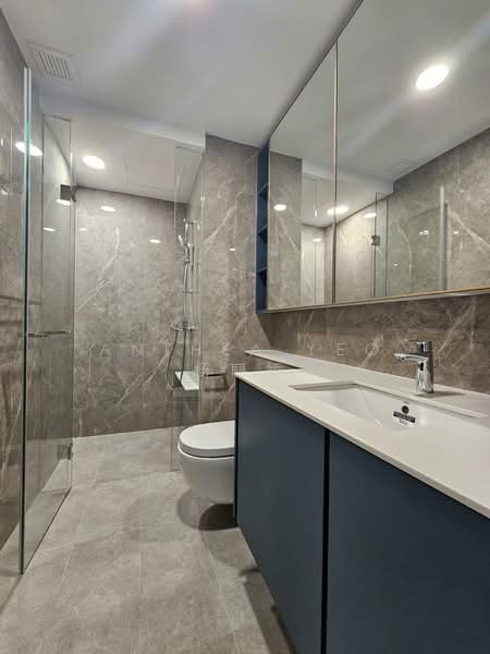 Clavon, 6 Clementi Avenue 1, 2 Bedrooms, 764 sqft, Condominium For Sale, by Anthea Yeo 杨丽娇, 500154233 - Bathroom - PropertyGuru.com.sg