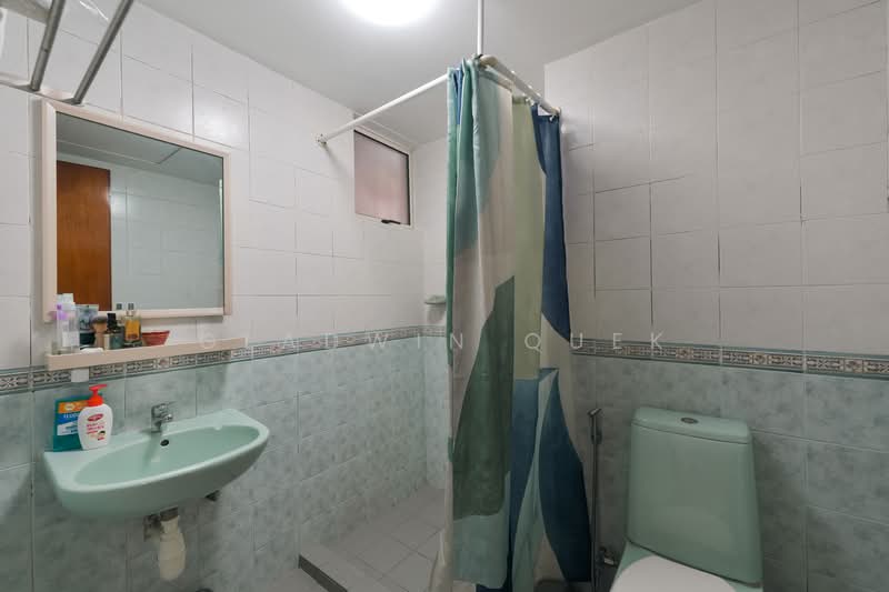 Freehold 3 Bedrooms River Valley, , 3 Bedrooms, 936 sqft, Apartment For Sale, by Gladwin Quek, 500154251 - Bathroom - PropertyGuru.com.sg