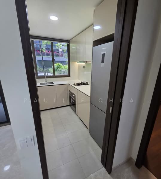 Forett at Bukit Timah, 32A Toh Tuck Road, 2 Bedrooms, 721 sqft, Condominium For Sale, by Pauline Chua, 500154255 - Enclosed kitchen w. natural ventilation - PropertyGuru.com.sg