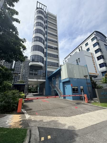 Arcsphere, 124 Lorong 23 Geylang, 1,894 sqft, Light Industrial (B1) For Sale, by Eve Choo, 500154259 - Exterior - CommercialGuru.com.sg