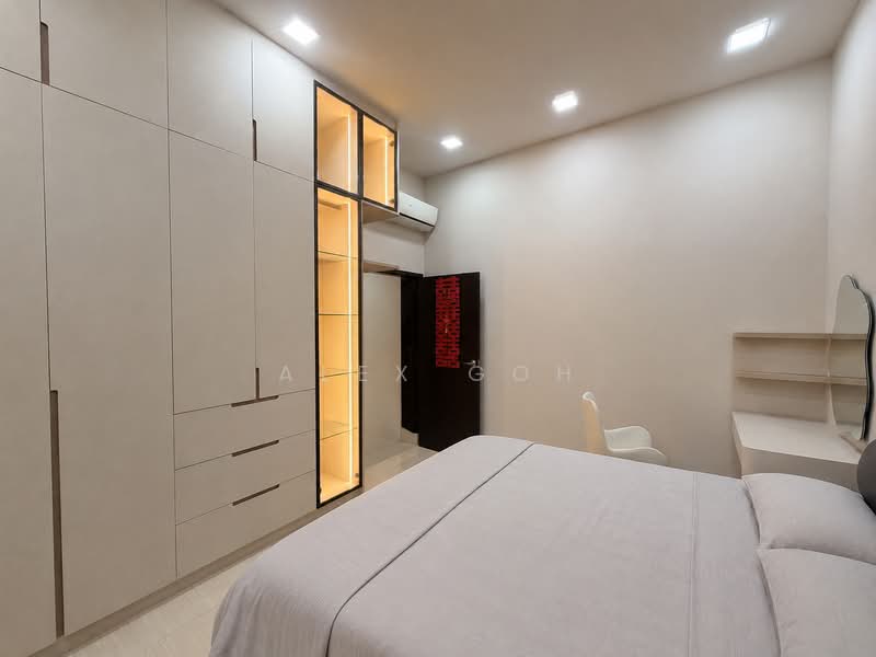 Jalan Anggerek D13 Freehold Corner Terrace With Lift & Pool, Jalan Anggerek, Macpherson Road, Aljunied Road, 10+ Bedrooms, 5,335 sqft, Corner Terrace For Sale, by Alex Goh, 500154263 - Bedroom - PropertyGuru.com.sg