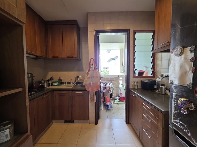 Palm Haven, 18 Palm Grove Avenue, 2 Bedrooms, 1,087 sqft, Condominium For Sale, by Justin Yeo, 500154264 - Kitchen - PropertyGuru.com.sg