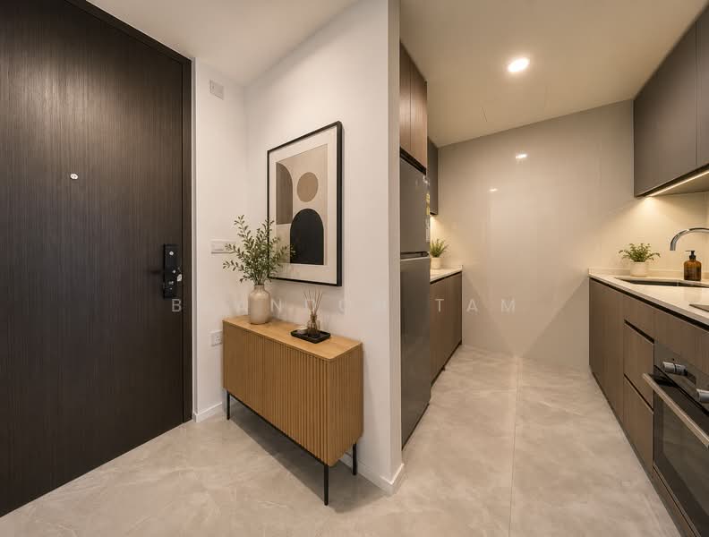 The Watergardens at Canberra, 29 Canberra Drive, 2 Bedrooms, 753 sqft, Condominium For Sale, by Brandon Tam, 500154278 - Kitchen - PropertyGuru.com.sg