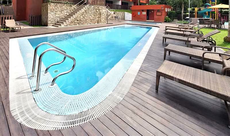 134 Watten Estate, 134 Watten Estate, 3 Bedrooms, 2,406 sqft, Condominium For Rent, by Xavier Aw (欧伟廷), 500154290 - Pool - PropertyGuru.com.sg