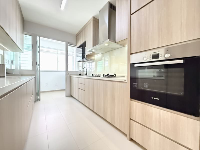 452A Bukit Batok West Avenue 6, 452A Bukit Batok West Avenue 6, 3 Bedrooms, 1,237 sqft, HDB Flat For Sale, by Rain Xie 谢燕瑜, 500154291 - Kitchen - PropertyGuru.com.sg
