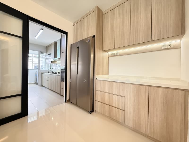 452A Bukit Batok West Avenue 6, 452A Bukit Batok West Avenue 6, 3 Bedrooms, 1,237 sqft, HDB Flat For Sale, by Rain Xie 谢燕瑜, 500154291 - Kitchen - PropertyGuru.com.sg