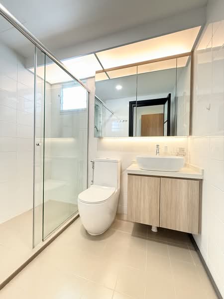 452A Bukit Batok West Avenue 6, 452A Bukit Batok West Avenue 6, 3 Bedrooms, 1,237 sqft, HDB Flat For Sale, by Rain Xie 谢燕瑜, 500154291 - Bathroom - PropertyGuru.com.sg