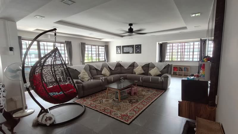 339 Tampines Street 33, 339 Tampines Street 33, 3 Bedrooms, 1,475 sqft, HDB Flat For Sale, by Dennis Lim, 500154296 - Living Room - PropertyGuru.com.sg