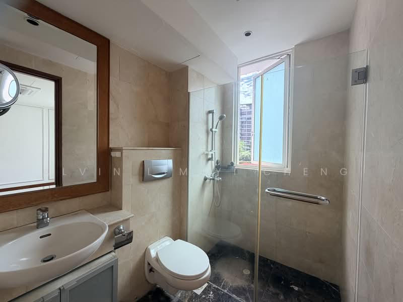 The Hermitage, 2 Sarkies Road, 2 Bedrooms, 850 sqft, Apartment For Sale, by Alvin Lim Yi Cheng, 500154301 - Bathroom - PropertyGuru.com.sg