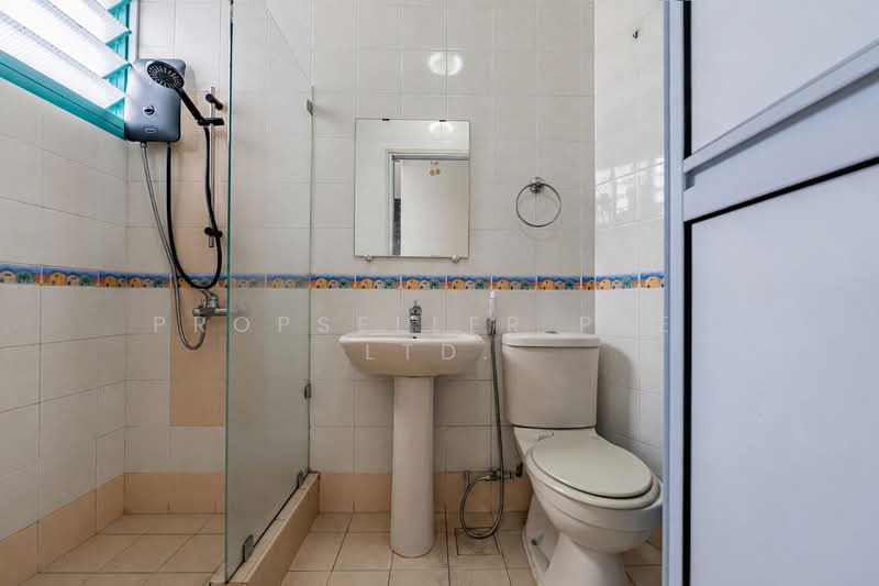 688A Woodlands Drive 75, 688A Woodlands Drive 75, 3 Bedrooms, 1,184 sqft, HDB Flat For Sale, by Wes Teo, 500154303 - Bathroom - PropertyGuru.com.sg
