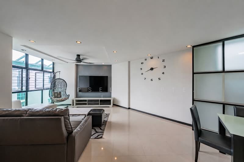 688A Woodlands Drive 75, 688A Woodlands Drive 75, 3 Bedrooms, 1,184 sqft, HDB Flat For Sale, by Wes Teo, 500154303 - Living Room - PropertyGuru.com.sg
