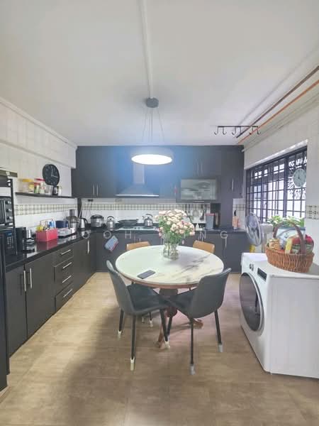 181 Pasir Ris Street 11, 181 Pasir Ris Street 11, 4 Bedrooms, 1,119 sqft, HDB Flat For Sale, by Ooh Ming, 500154305 - Kitchen - PropertyGuru.com.sg