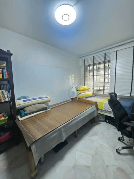 181 Pasir Ris Street 11, 181 Pasir Ris Street 11, 4 Bedrooms, 1,119 sqft, HDB Flat For Sale, by Ooh Ming, 500154305 - Bedroom - PropertyGuru.com.sg